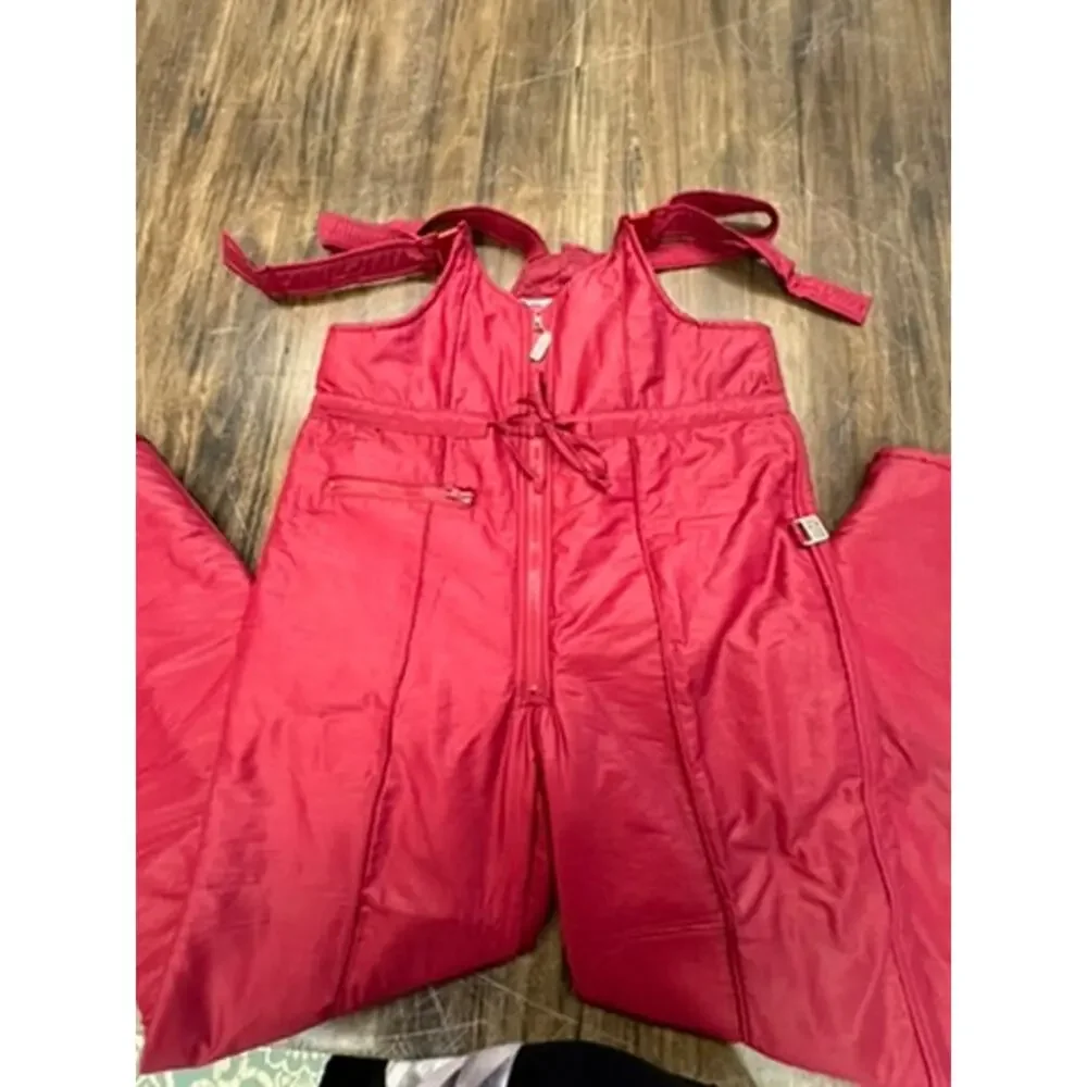 VINTAGE!! SKIMO Susies Casuals Red Snopants,‎ Sexy Skiing,